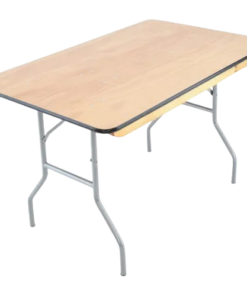 Table rectangulaire en bois 4' x 30"