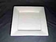 Location assiette de service carré blanc