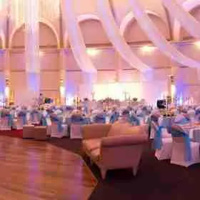 Chaises & Tables