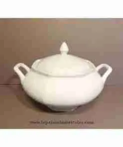 Soupière porcelaine avec louche